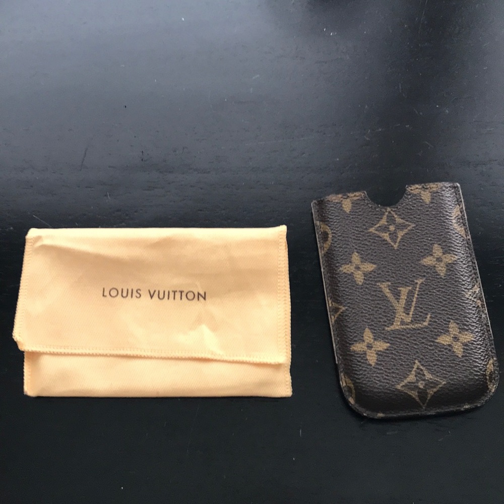 Louis Vuitton phone holder